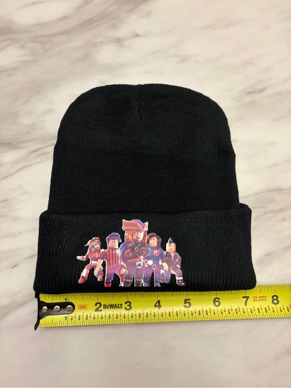 NWOT Kids Roblox Black Knit Beanie Hat Gamer Winter Cap One Size